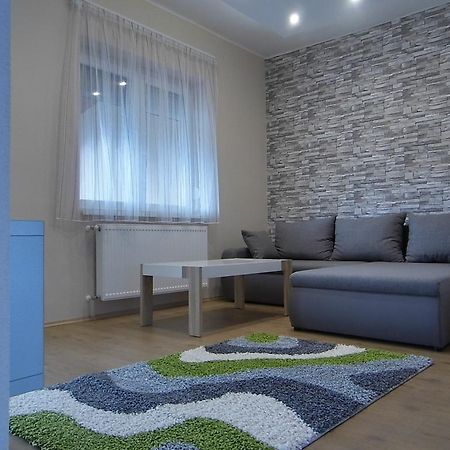 Alfa Apartman Шарвар Номер фото