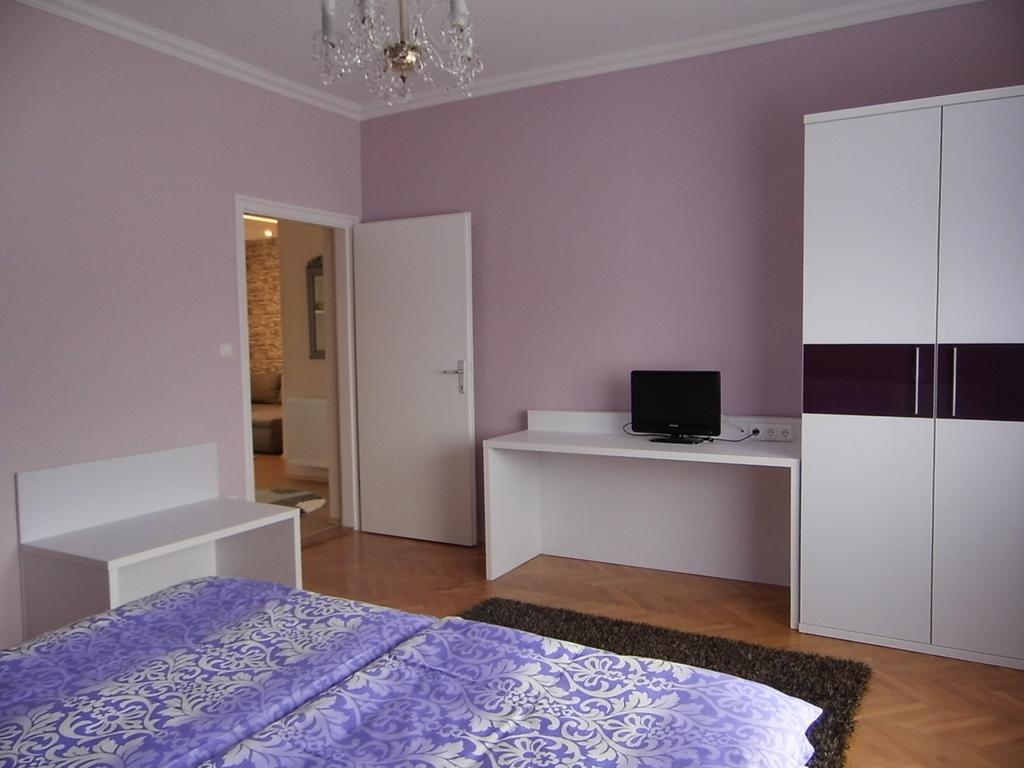 Alfa Apartman Шарвар Номер фото
